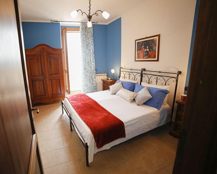 Palazzo Le Muse Apartments Bevagna Ngoại thất bức ảnh